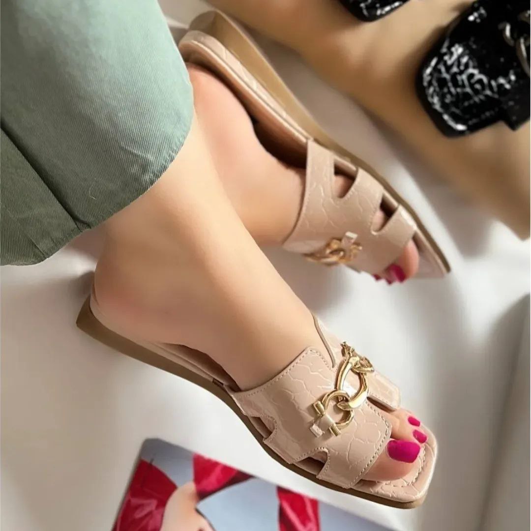 دمپایی روفرشی