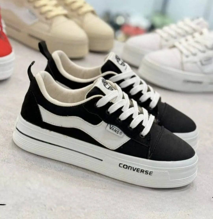 کتونی پی یو