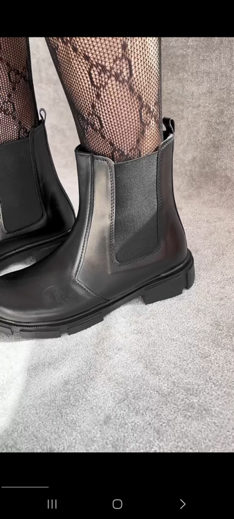 پوتین بغل کش