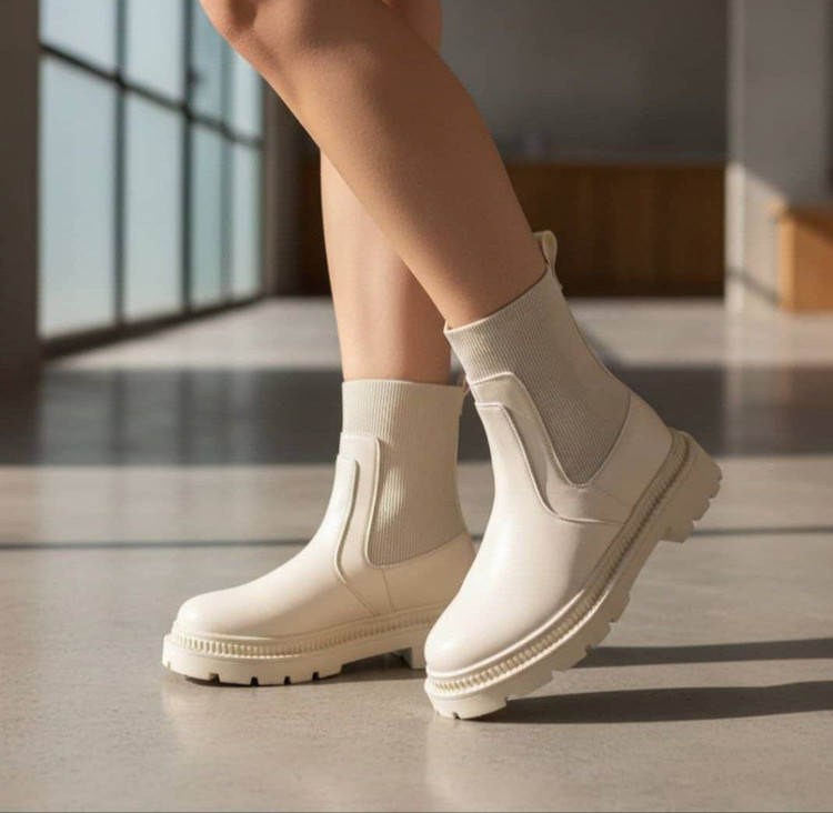 بوت شیک و خوشپا