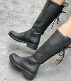 پوتین زیر زانو