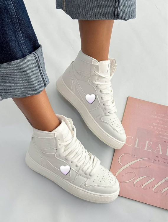 خرید آنلاین کتونی دخترانه