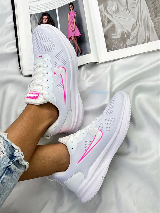 کتونی نایک جورابی