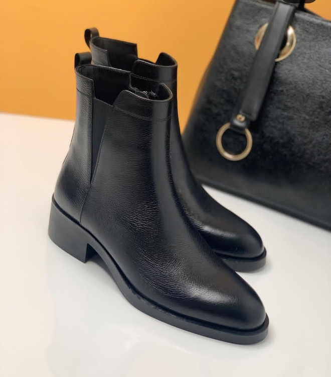 بوت کلاسیک دخترانه