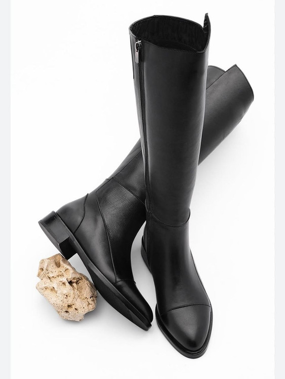 چکمه با کیفیت