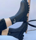 بوت خاص دخترانه