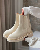 نیمبوت کرمی