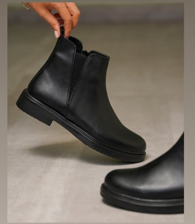 بوتدخترانه