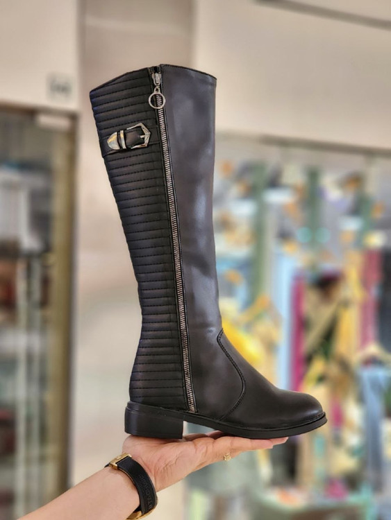 چکمه پشت طرحدار