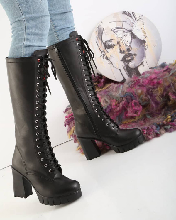 چکمه هزاربندی