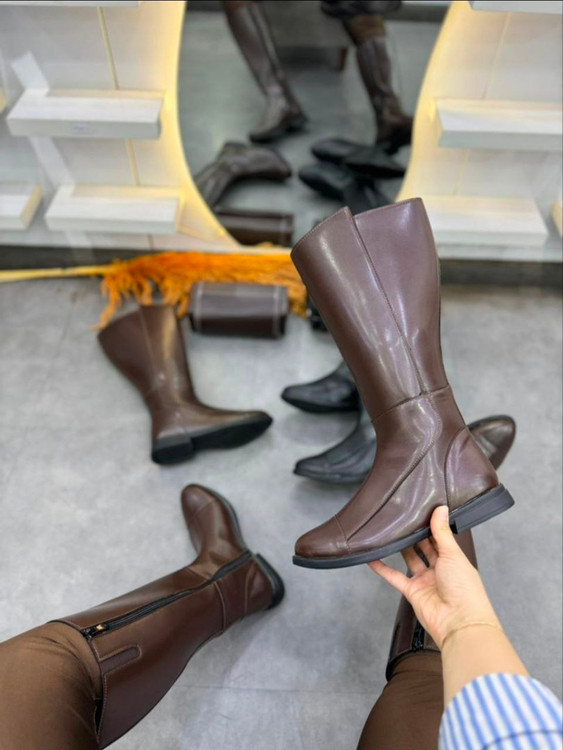 بوت قهوهای جذاب