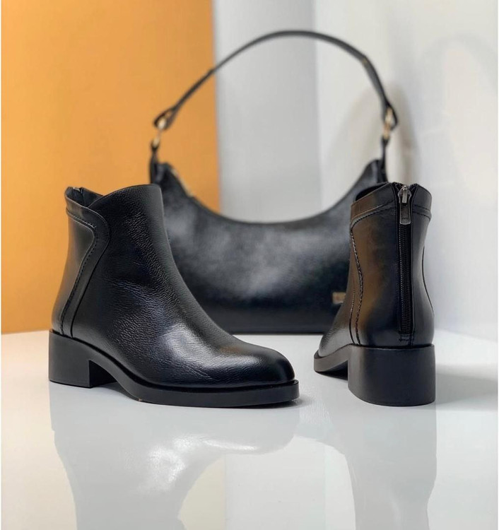 بوت دخترانه