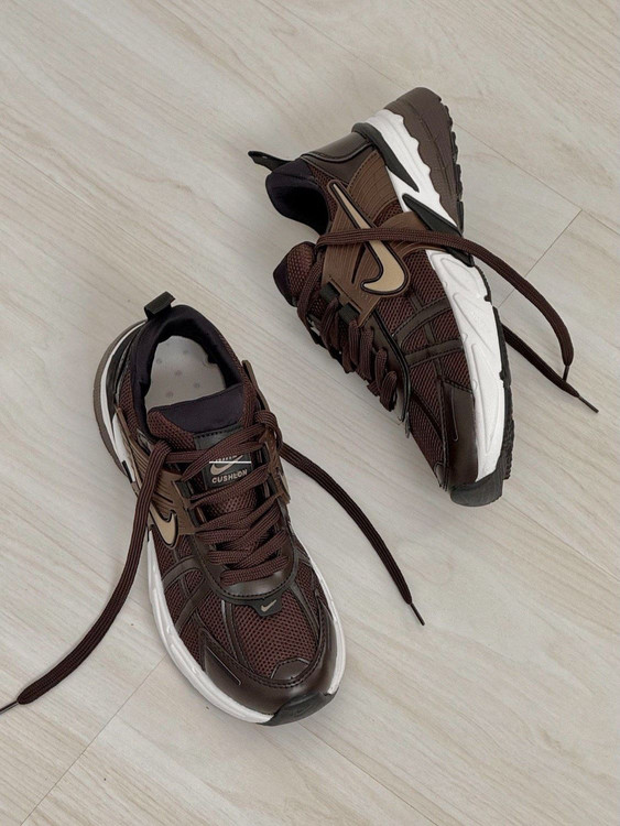 کتونی وی تو کی وارداتی