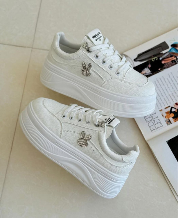 ونس جذاب دخترونه