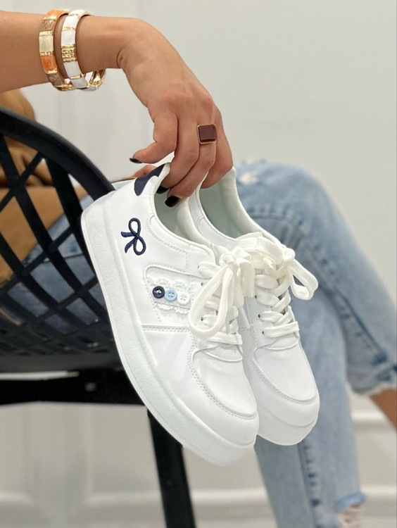 ونس سفید پرطرفدار