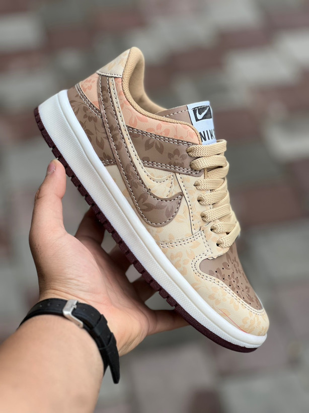 کتونی جردن گلدار دخترانه مدل nike w_🌸کد۶۶